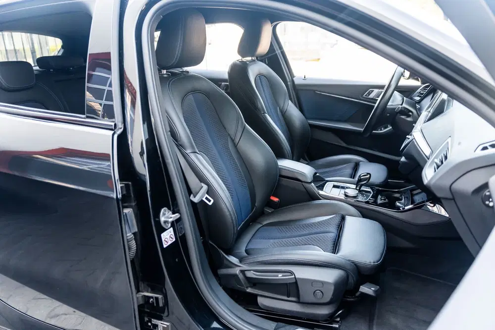 BMW 1-serie 118i High Executive M sport uit 2020, foto 19