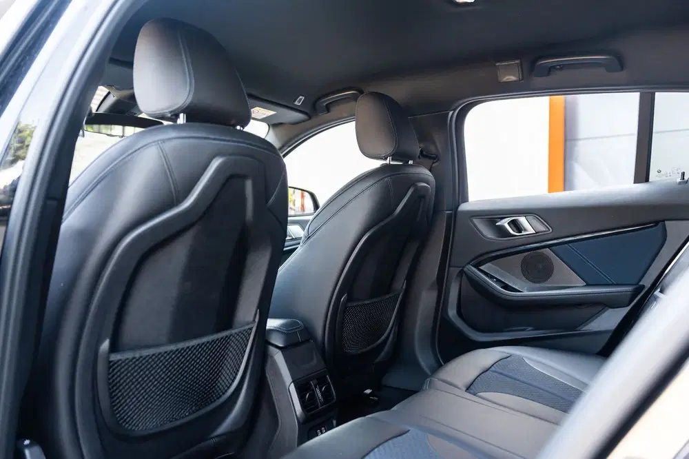BMW 1-serie 118i High Executive M sport uit 2020, foto 20