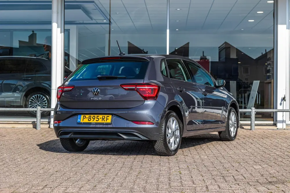 Volkswagen Polo 1.0 TSI 95pk Style | Navigatie | PDC | Clima uit 2022, foto 2