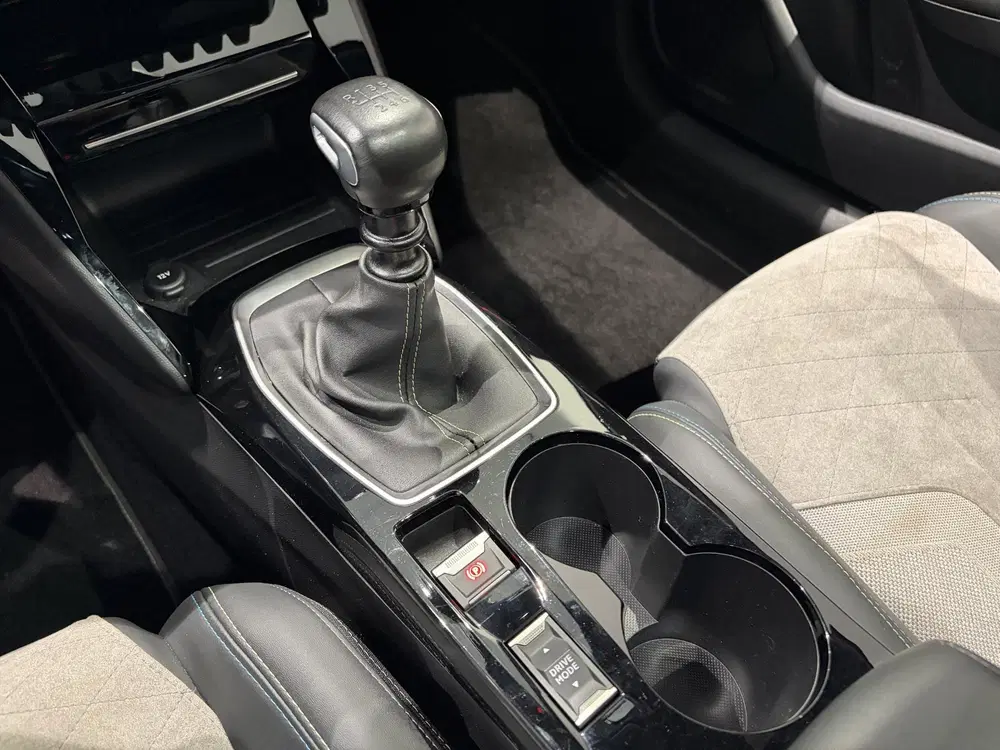 Peugeot 208 1.2 PureTech GT Pack uit 2021, foto 14