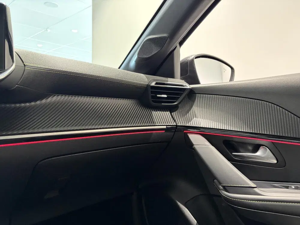 Peugeot 208 1.2 PureTech GT Pack uit 2021, foto 19