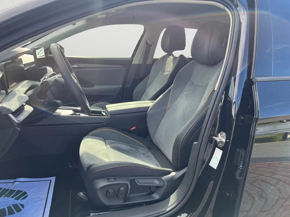 Skoda Superb 1.5 TSI PHEV Edition uit 2025, foto 4