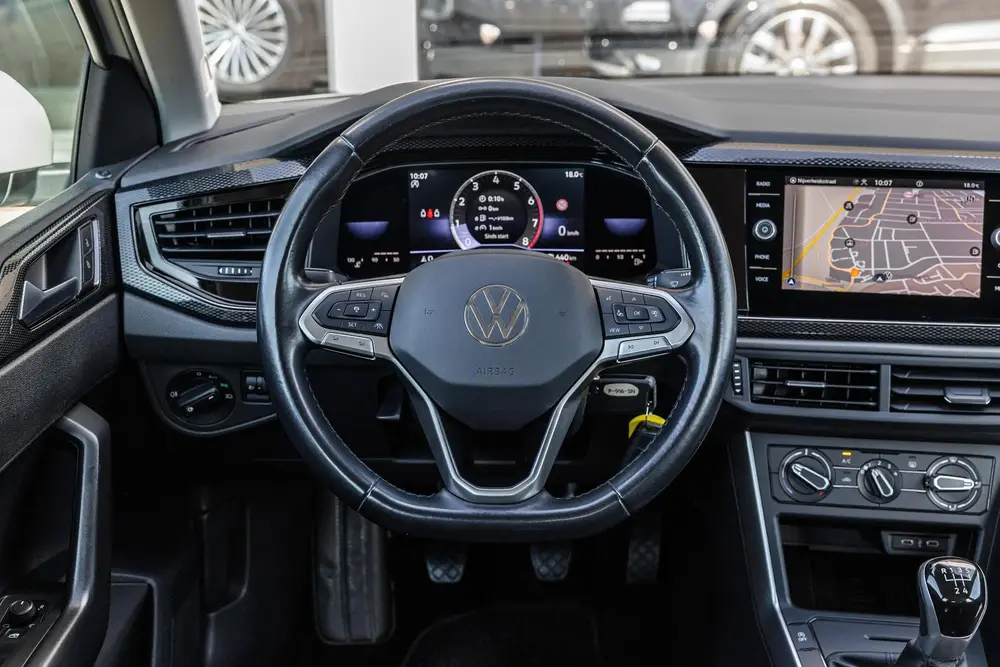 Volkswagen Polo 1.0 TSI 95pk Life | Navigatie | PDC | Carpla uit 2022, foto 20