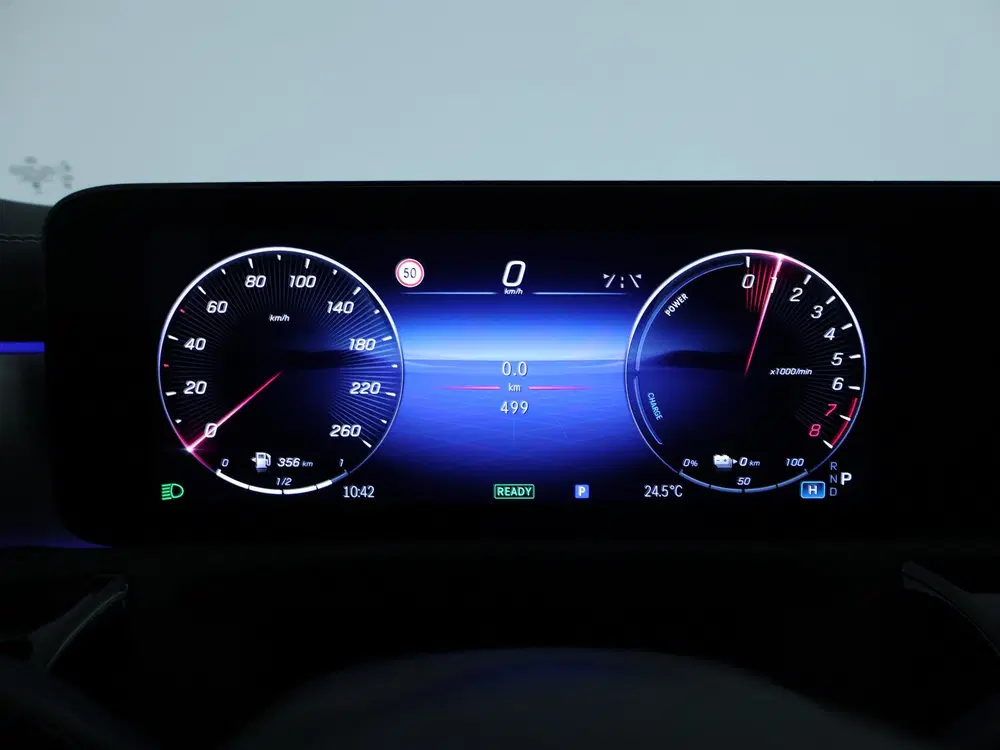Mercedes-Benz CLA CLA-Klasse Shooting Brake 250 e Business S uit 2025, foto 12