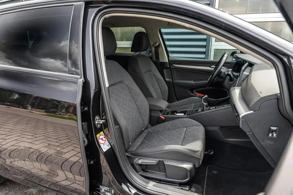 Volkswagen Golf Variant 1.0 TSI 110pk Life | Apple CarPlay/A uit 2021, foto 15