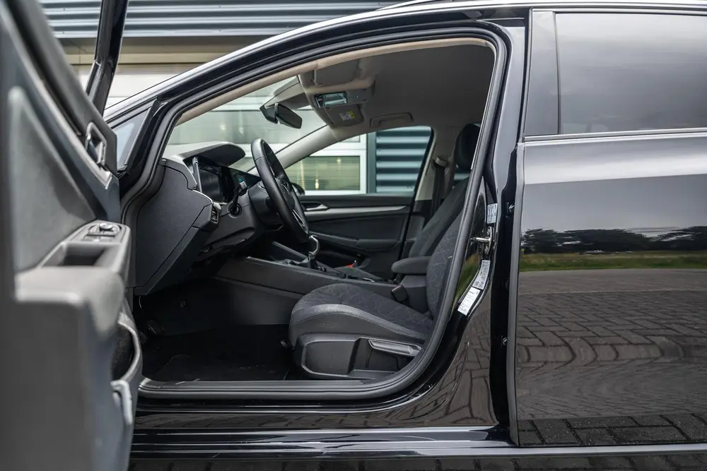Volkswagen Golf Variant 1.0 TSI 110pk Life | Apple CarPlay/A uit 2021, foto 19