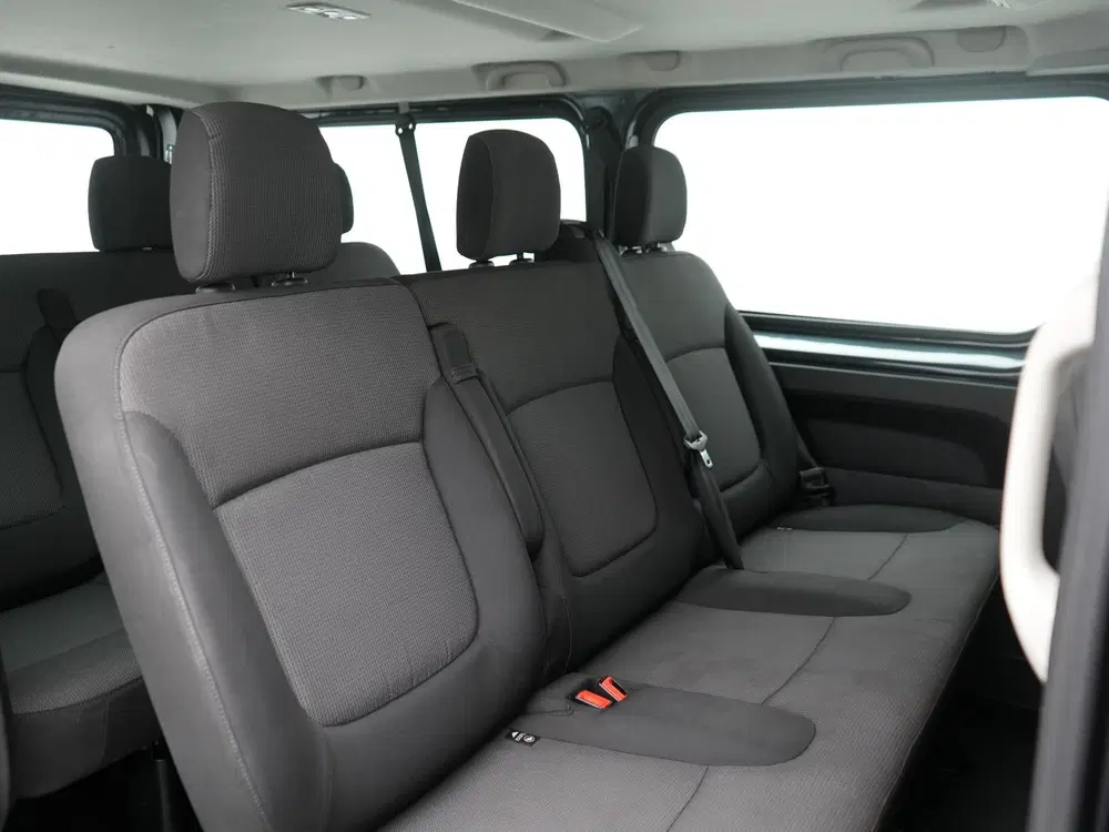 Renault Trafic 9 Persoons bus uit 2022, foto 10