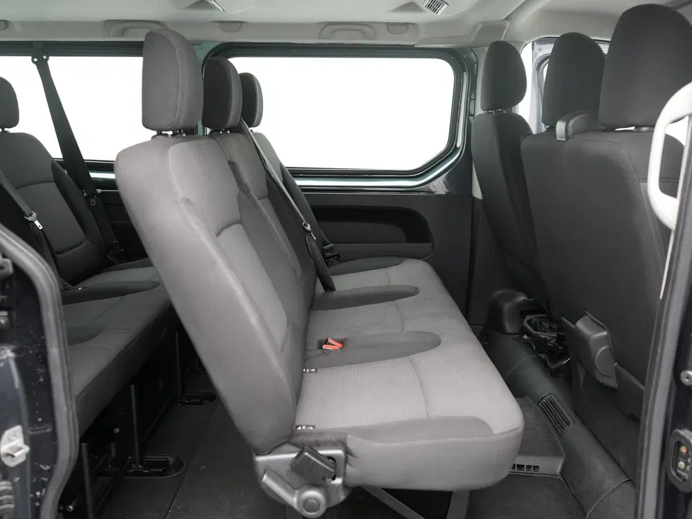 Renault Trafic 9 Persoons bus uit 2022, foto 11
