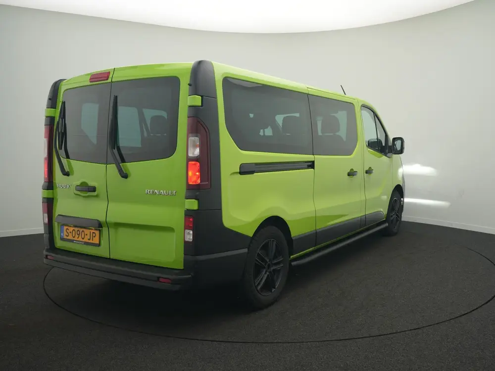 Renault Trafic 9 Persoons bus uit 2022, foto 4