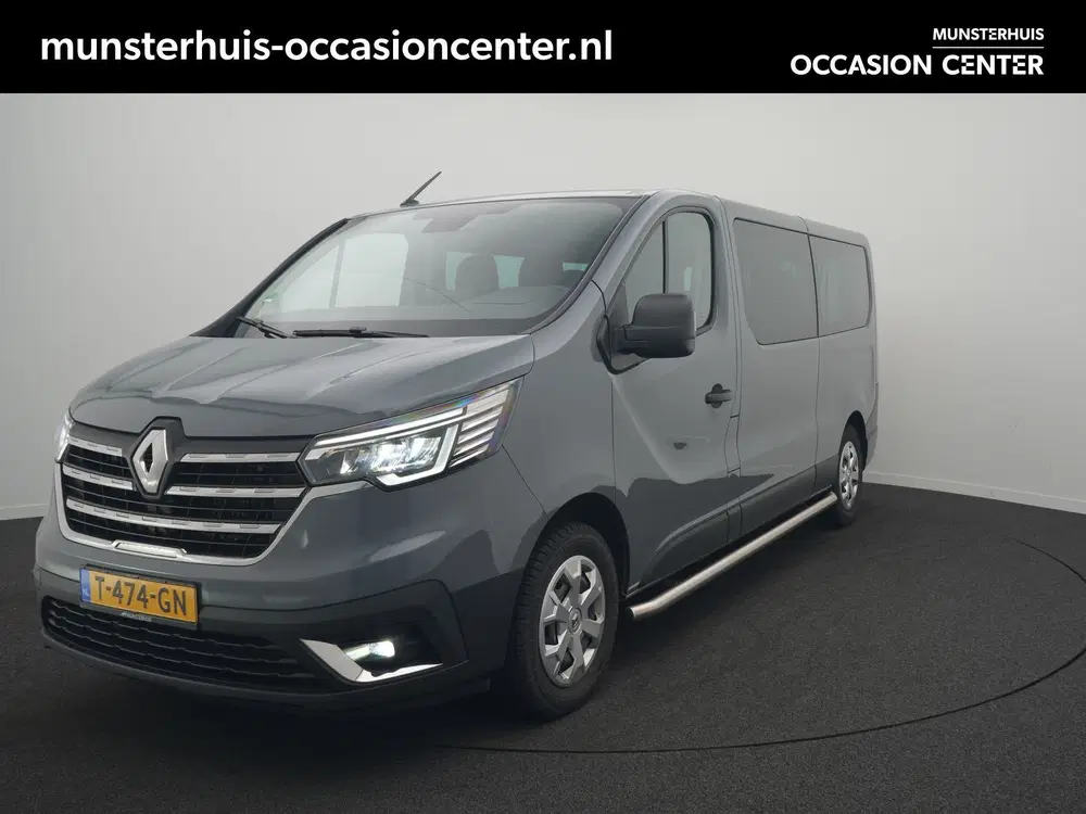 Renault Trafic 9 Persoons bus uit 2022