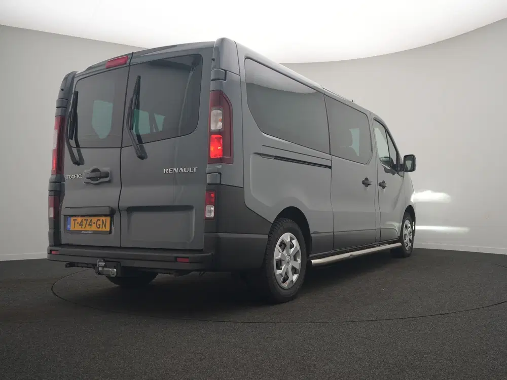 Renault Trafic 9 Persoons bus uit 2022, foto 6