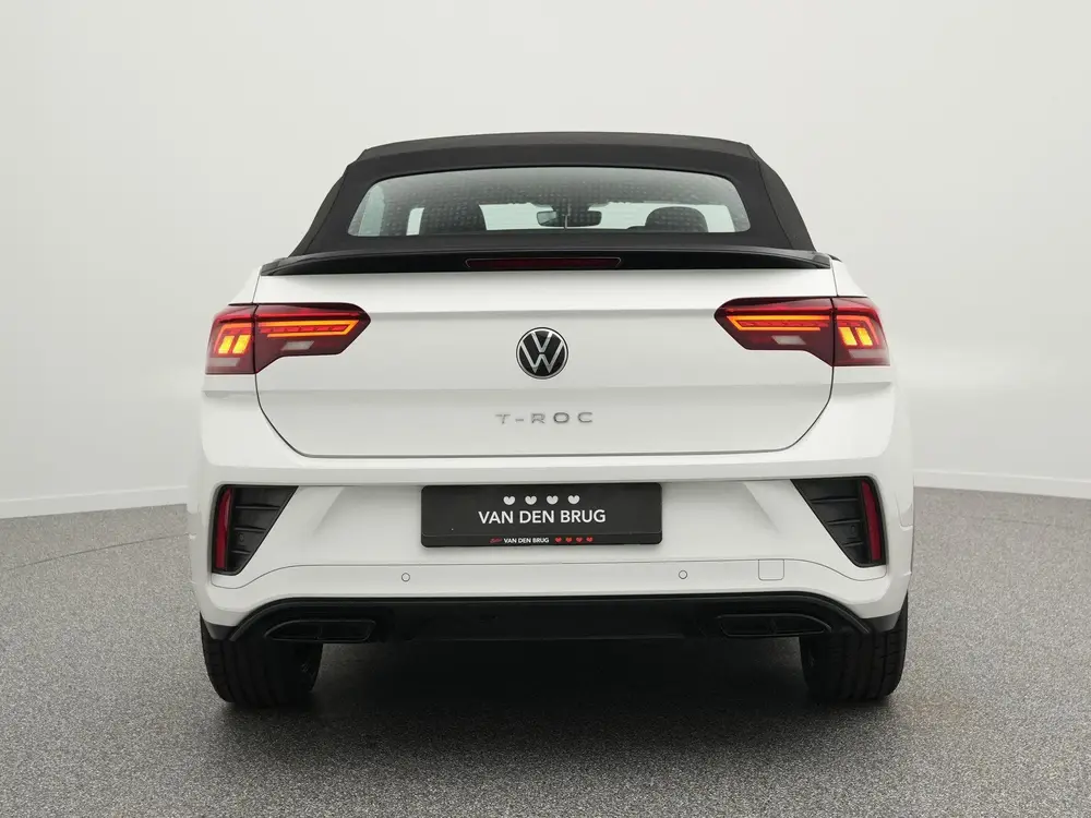 Volkswagen T-Roc Cabrio 1.5 TSI 150pk R-Line | Trekhaak | Ai uit 2024, foto 10