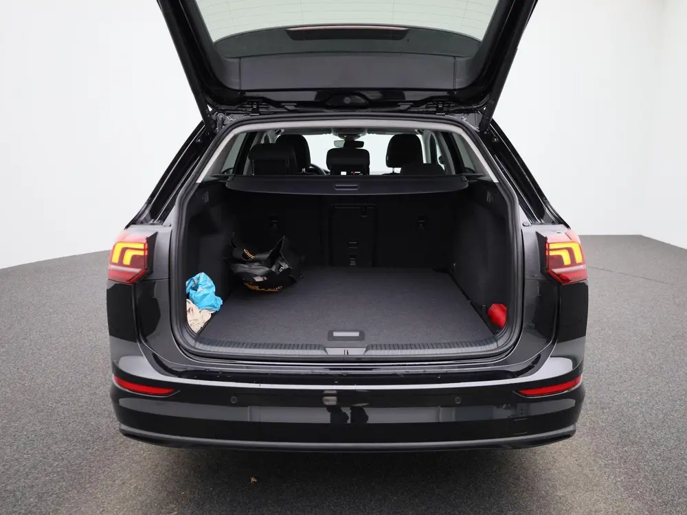 Volkswagen Golf Variant 1.5 eTSI Life Edition | Automaat | A uit 2024, foto 13
