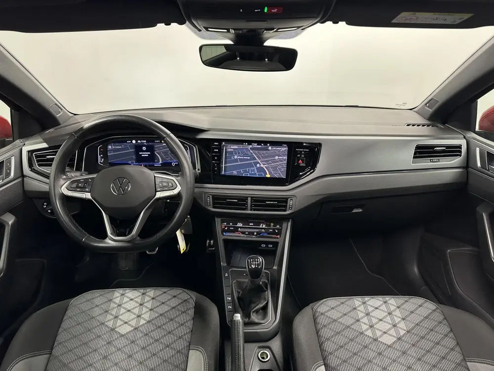 Volkswagen Polo 1.0 TSI R-Line Business PANO IQ CARPLAY CAME uit 2022, foto 2