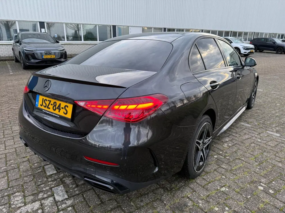 Mercedes-Benz C-Klasse 300 e AMG Line 268pk Night-Pakket plu uit 2023, foto 18