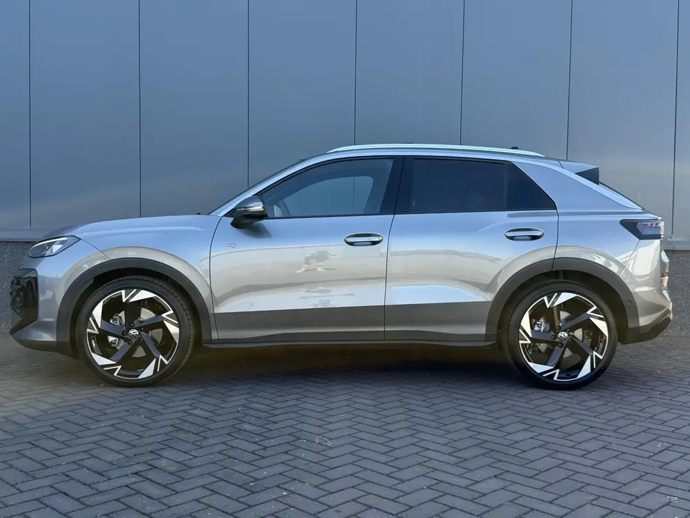Volkswagen T-Roc 1.5 eTSI R-Line uit 2026, foto 8