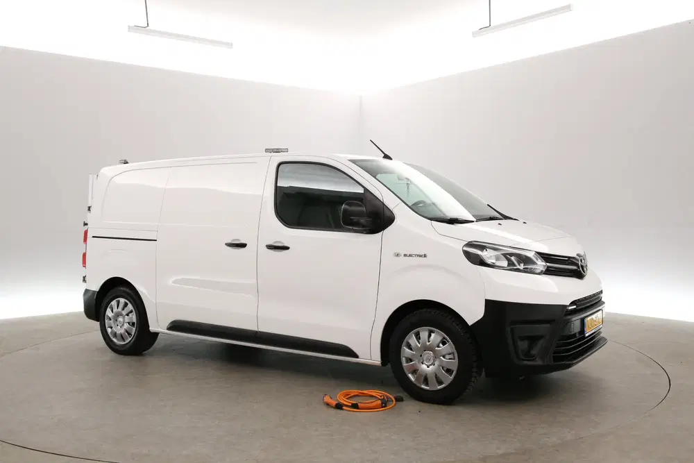 Opel Vivaro Toyota ProAce 75 kWh Extra Range Navigator uit 2021, foto 9