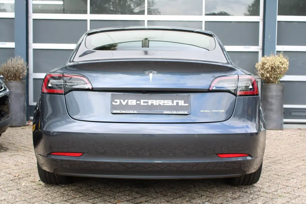 Tesla Model 3 Long Range AWD 75 kWh uit 2021, foto 9