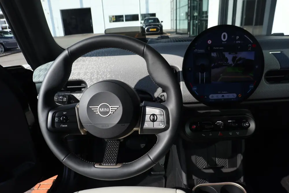 Mini Cooper C Cooper C uit 2024, foto 11