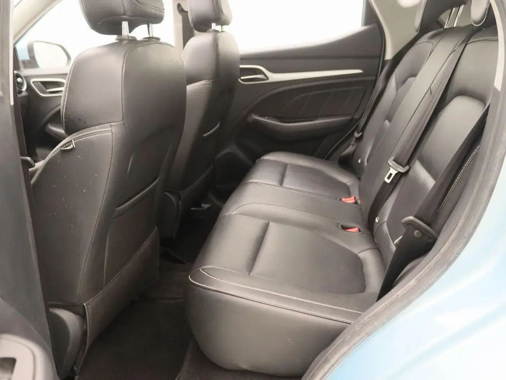 MG ZS EV Luxury 45 kWh | Apple Carplay/Android Auto | Panora uit 2021, foto 15