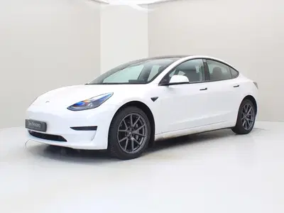 Tesla Model 3 Standard RWD Plus 96 uit 2023