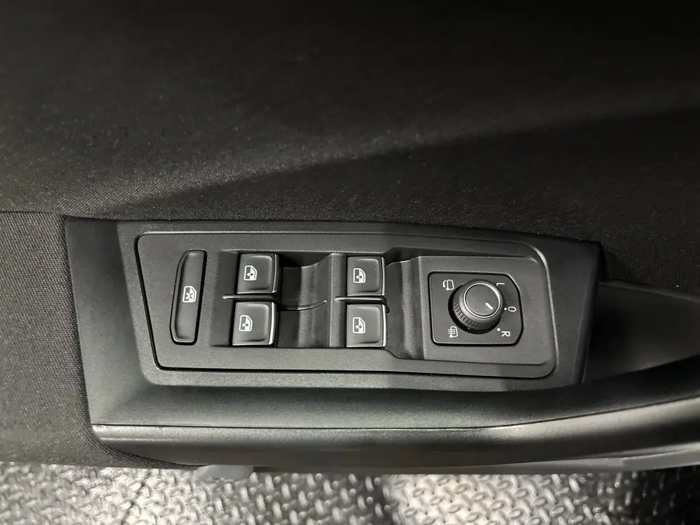 Volkswagen T-Roc 1.0 TSI Style Navi | Clima | Cruise | PDC uit 2021, foto 20