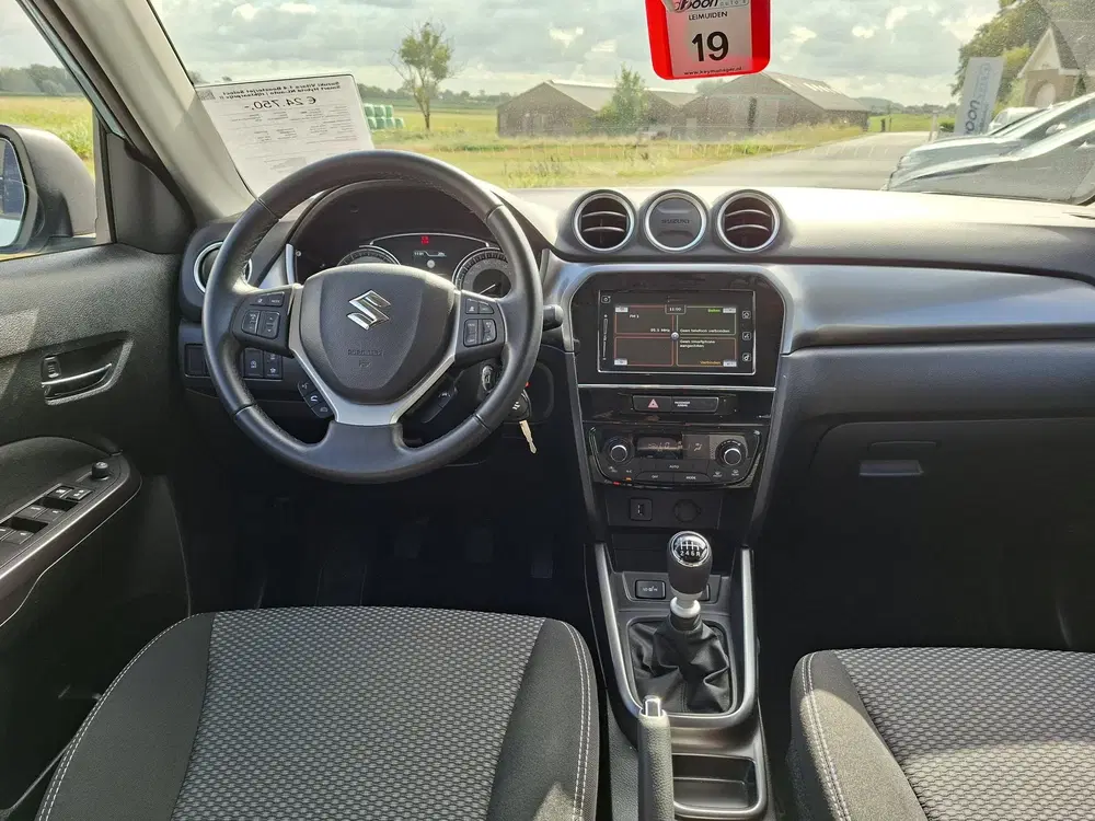 Suzuki Vitara 1.4 Boosterjet Select Smart Hybrid NL-auto uit 2024, foto 3