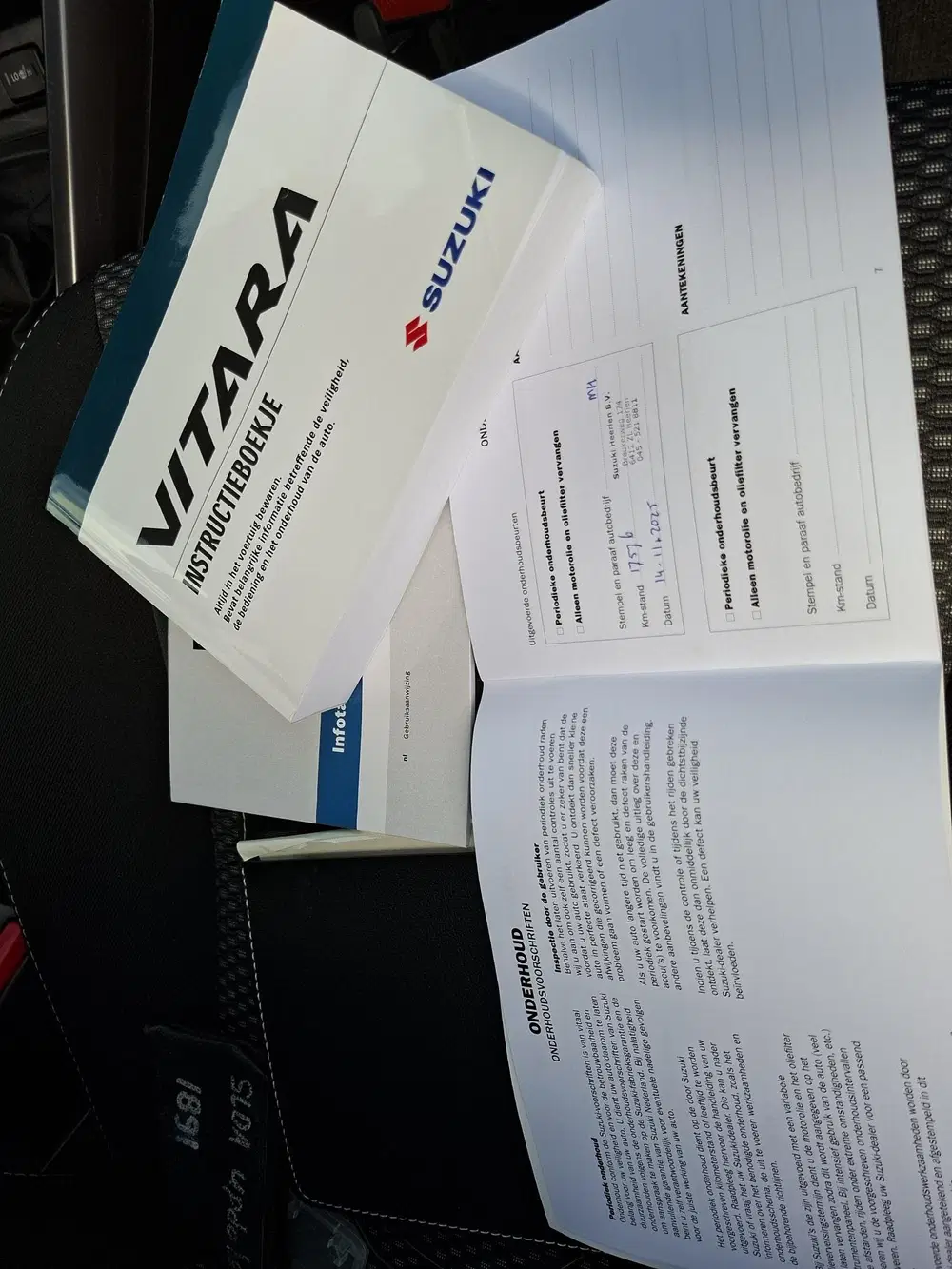 Suzuki Vitara 1.4 Boosterjet Select Smart Hybrid NL-auto uit 2024, foto 4