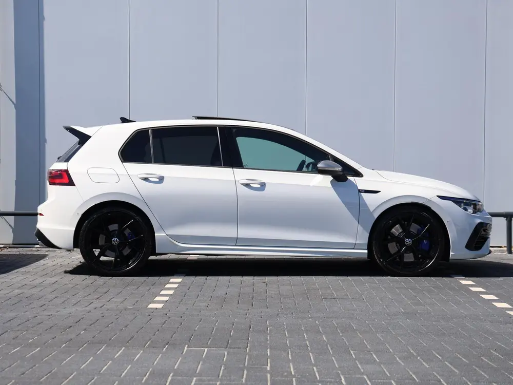 Volkswagen Golf 2.0 TSI R 4Motion 320Pk DSG | Panoramadak | uit 2022, foto 2