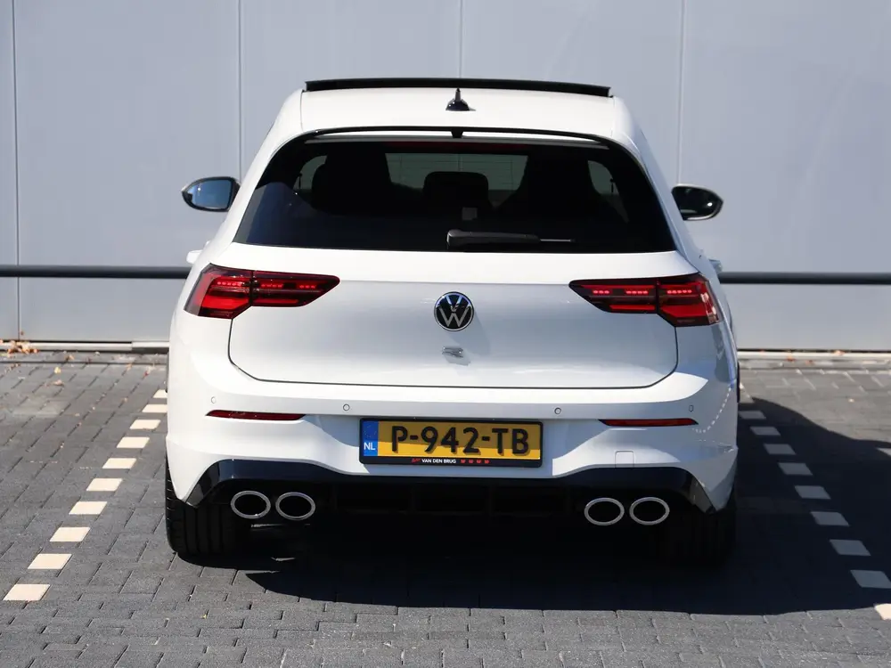 Volkswagen Golf 2.0 TSI R 4Motion 320Pk DSG | Panoramadak | uit 2022, foto 6