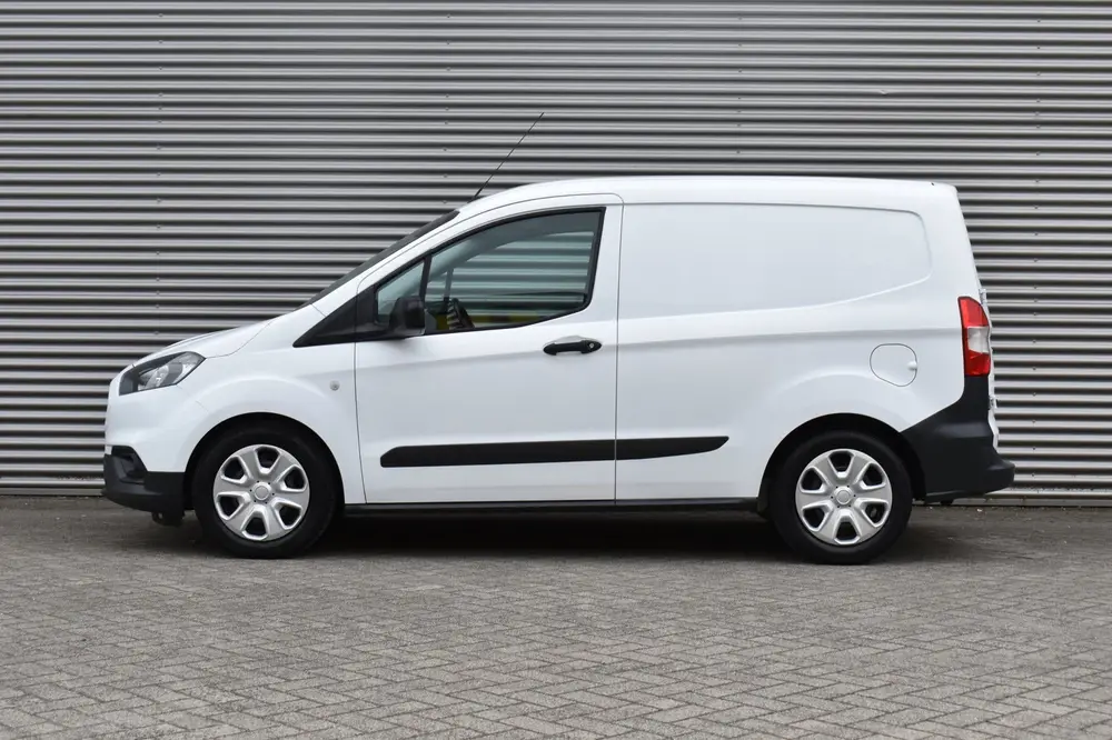 Ford Transit Courier 1.0 Trend EcoBoost 100-PK uit 2022, foto 4
