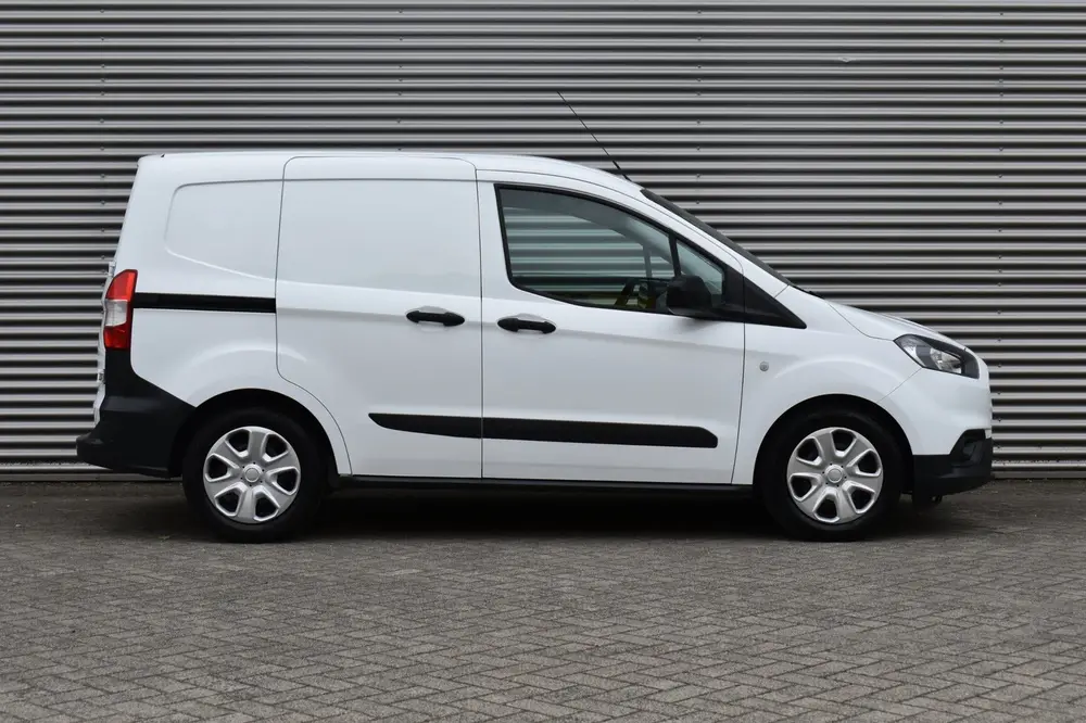 Ford Transit Courier 1.0 Trend EcoBoost 100-PK uit 2022, foto 9