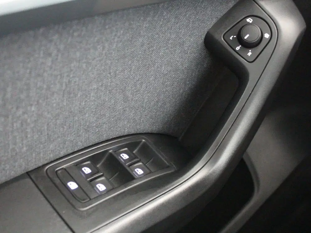 SEAT Ateca 1.0 TSI Style Business Intense uit 2022, foto 10