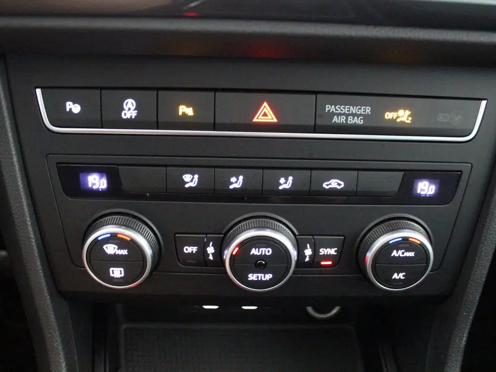 SEAT Ateca 1.0 TSI Style Business Intense uit 2022, foto 13