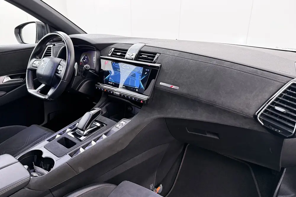 DS Automobiles DS 7 Crossback DS 7 Crossback E-Tense PHEV Performance Li uit 2022, foto 16