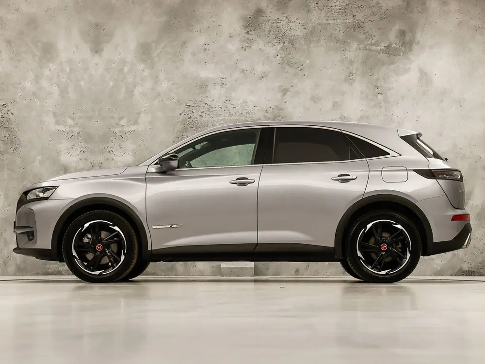 DS Automobiles DS 7 Crossback DS 7 Crossback E-Tense Performance Line Au uit 2022, foto 2