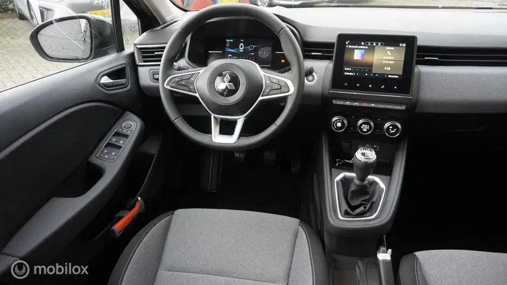 Mitsubishi Colt 1.0T MT Intense uit 2024, foto 8