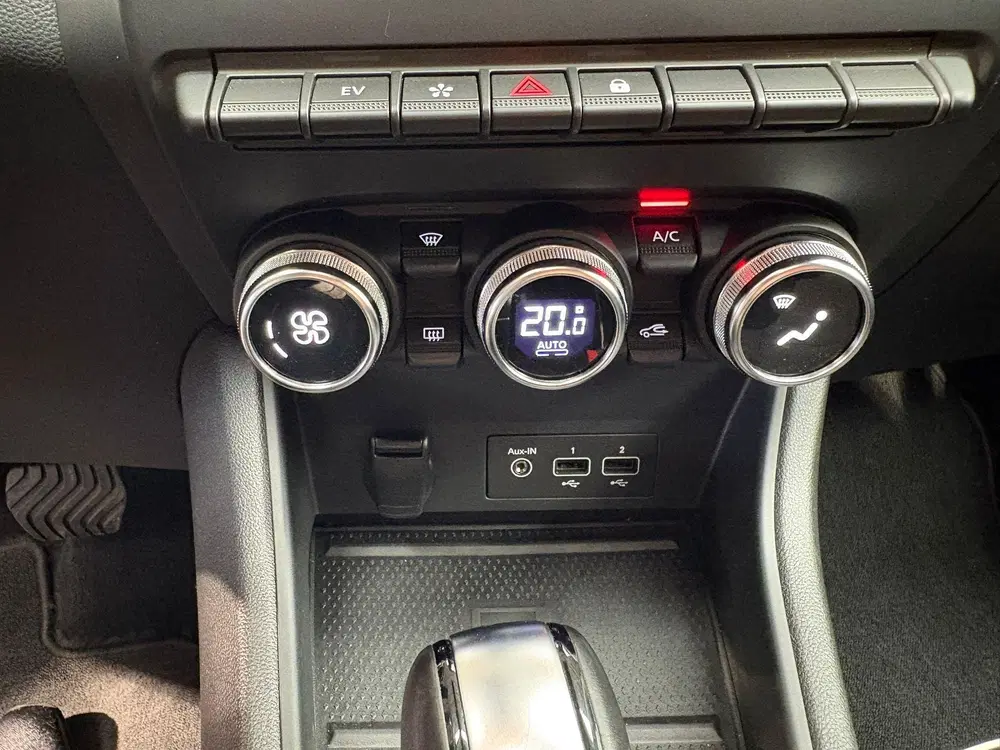Renault Captur 1.6 E-Tech Plug-in Hybrid 160 Intens uit 2022, foto 10