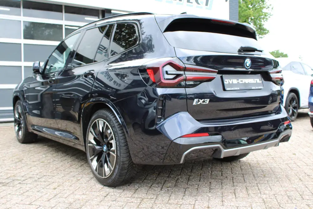 BMW iX3 High Executive 80 kWh uit 2022, foto 10