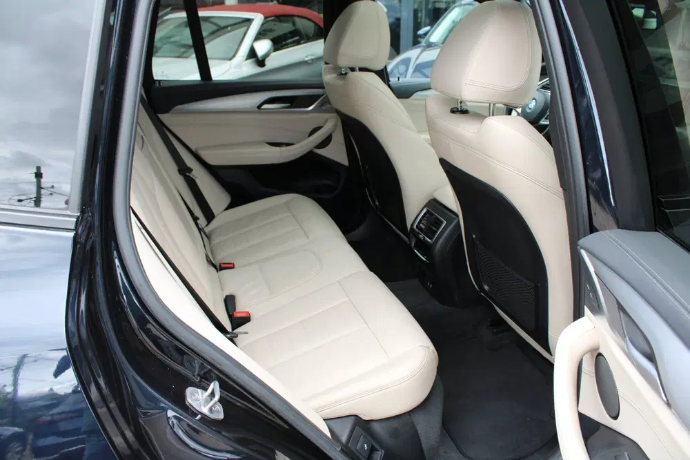 BMW iX3 High Executive 80 kWh uit 2022, foto 13