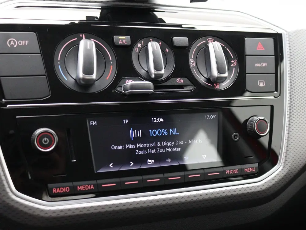 Volkswagen Up! 1.0 | Airco | Achteruitrijcamera | Parkeersen uit 2021, foto 16