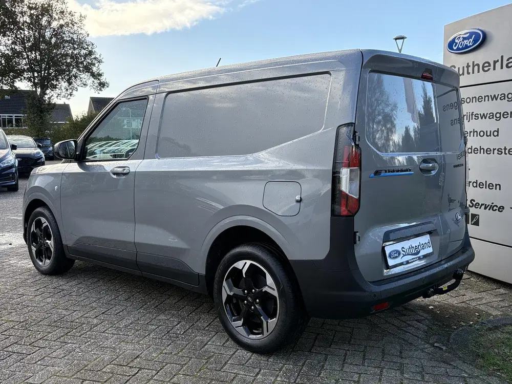 Ford Transit Courier Limited 46 kWh uit 2026, foto 6