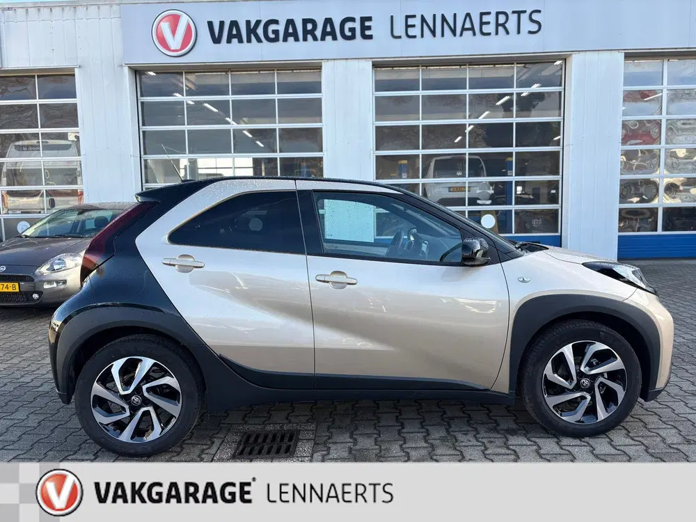 Toyota Aygo X 1.0 VVT-i S-CVT Pulse Automaat (BOVAG uit 2025, foto 3