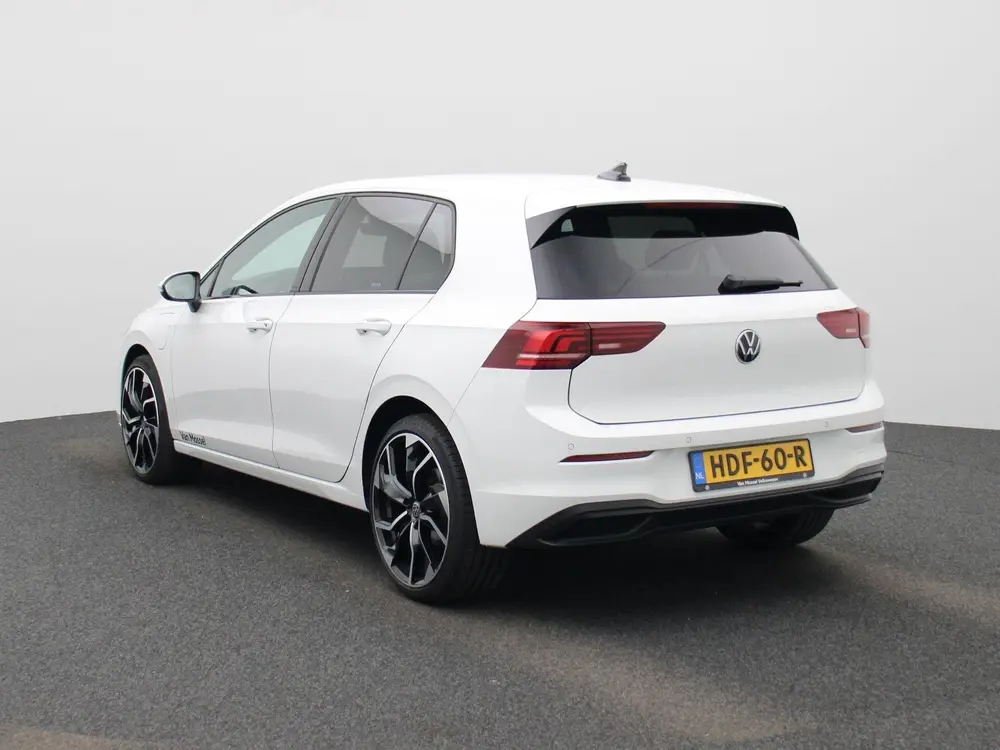 Volkswagen Golf 1.5 eHybrid 50 Edition 204 PK | Automaat | N uit 2025, foto 2