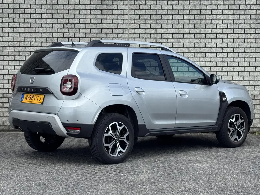 Dacia Duster 1.0 TCe Prestige uit 2022, foto 2