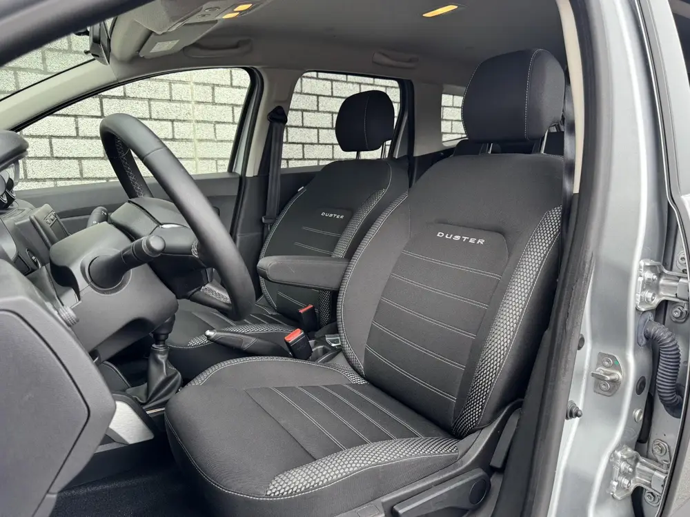 Dacia Duster 1.0 TCe Prestige uit 2022, foto 7