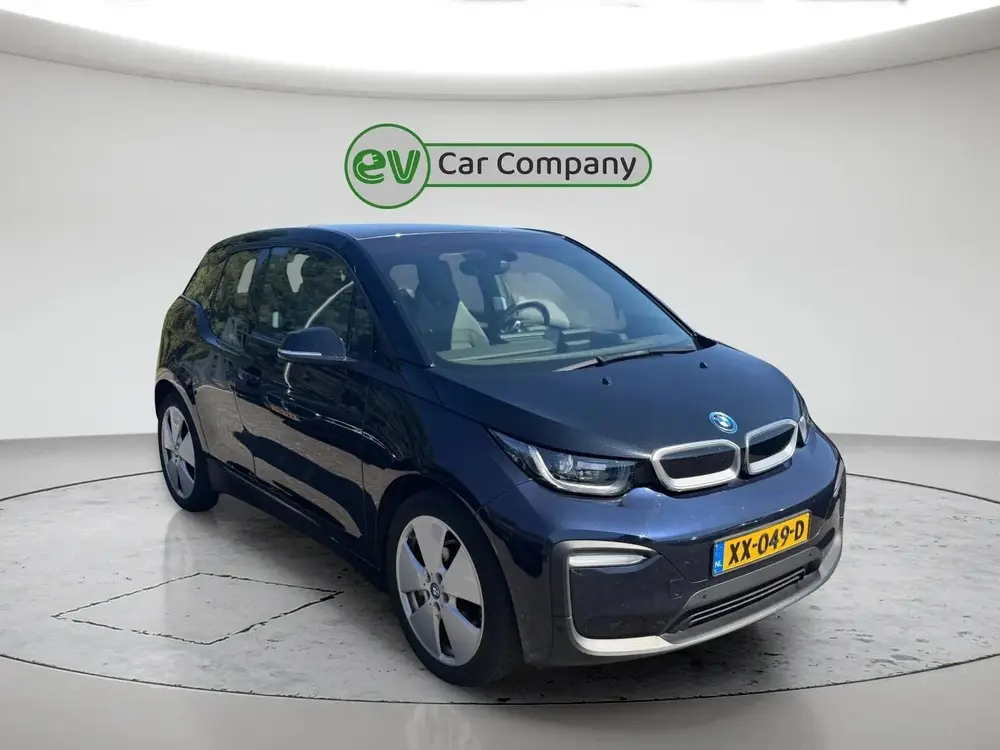 BMW i3 Basis 120Ah 42 kWh uit 2019, foto 2