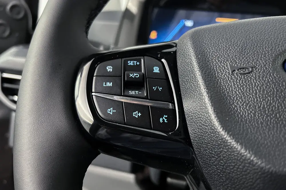 Ford E-Custom 340 L2 Limited uit 2026, foto 12