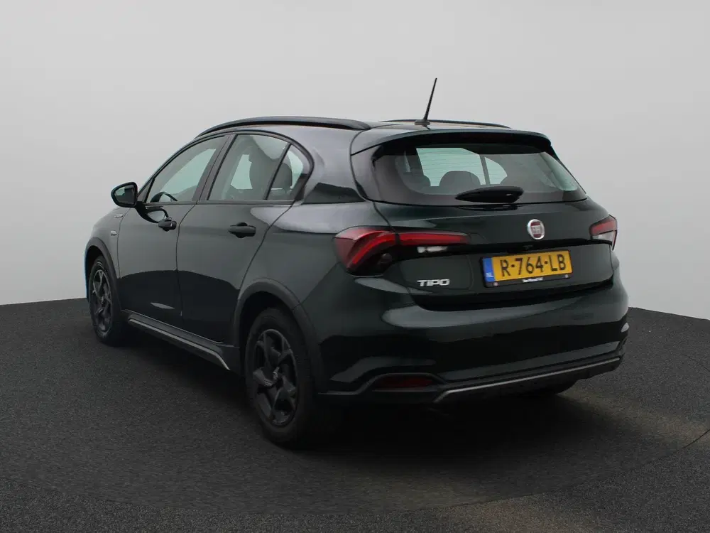 Fiat Tipo 1.0 City Cross uit 2022, foto 2