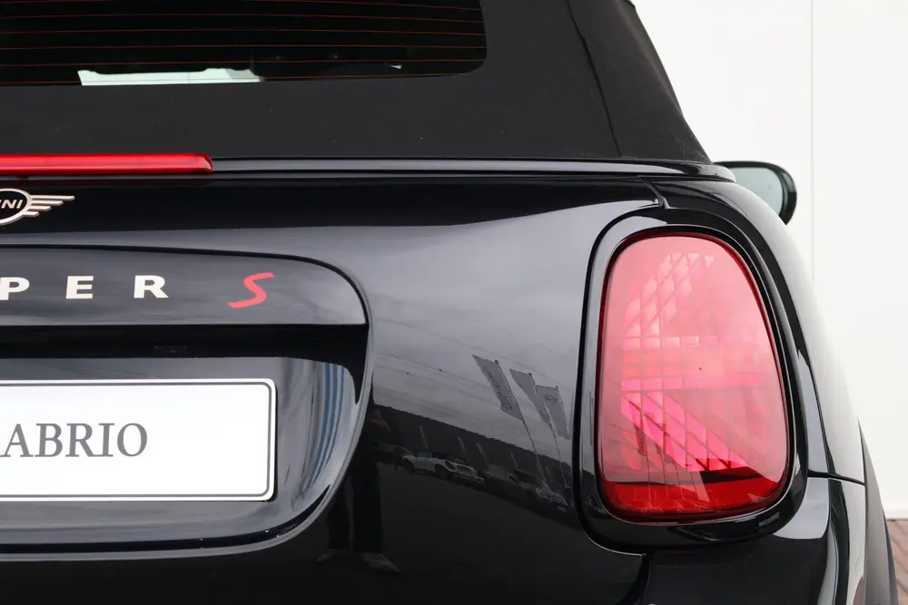 Mini Cabrio 2.0 Cooper S Favoured XL uit 2026, foto 11